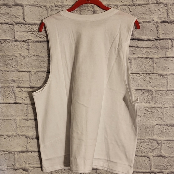 💜Fabletics International Women's Day Muscle Tank - Picture 5 of 11